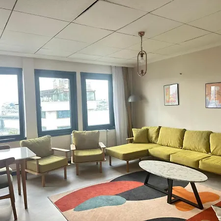 Appartement Karakoey Goldenhorn Ultra Luxury Flat, 4br,sea View